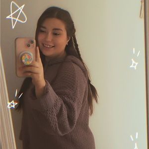 Meet your Posher, Desirae